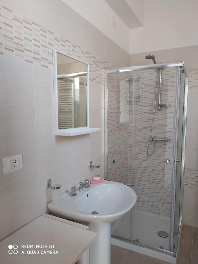 Al Cinema Apartment Scerni ภายนอก รูปภาพ